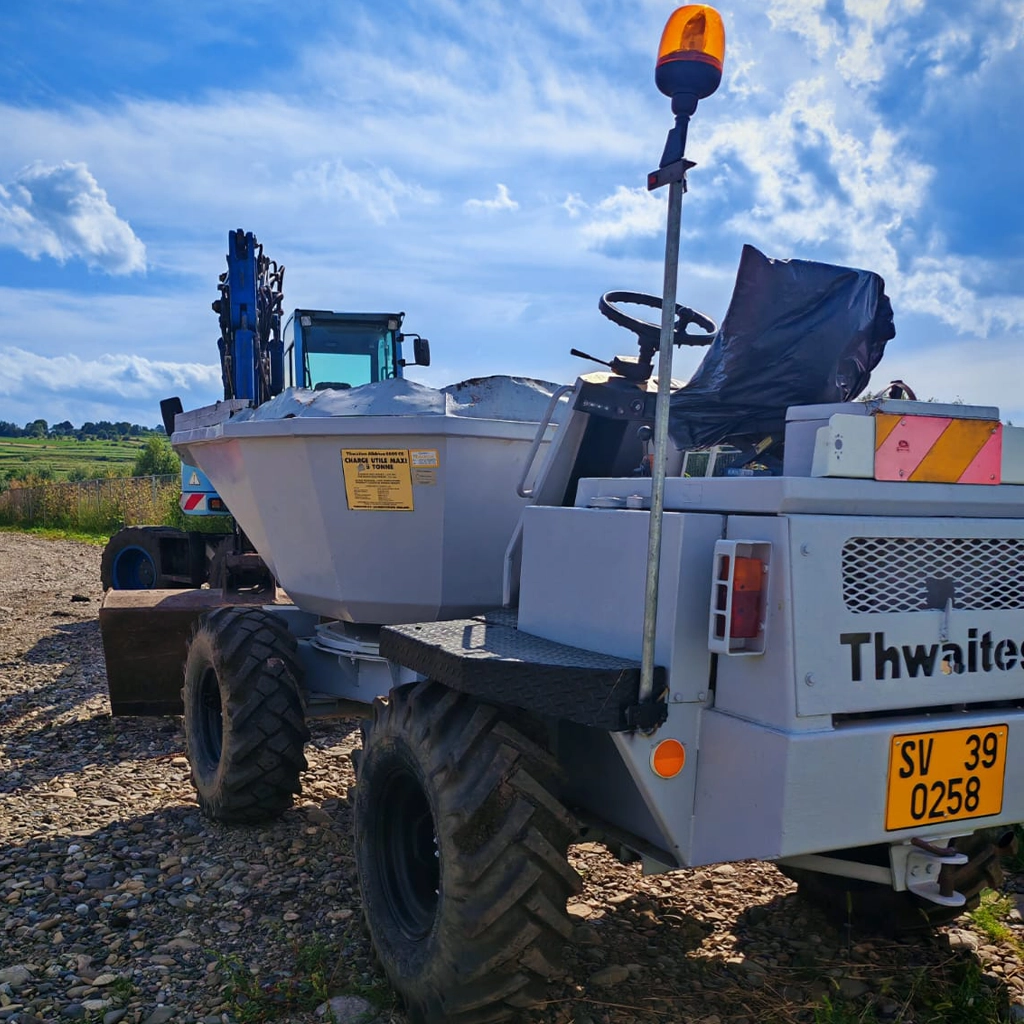 dumper folosit pe șantierele de construcții